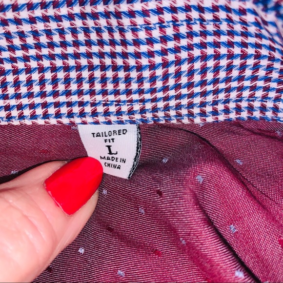 Robert Graham Flip Cuff Long Sleeve Tailored Fit Button Down Shirt - Picture 7 of 7